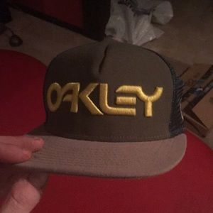 Oakley Snap Back (New Era)